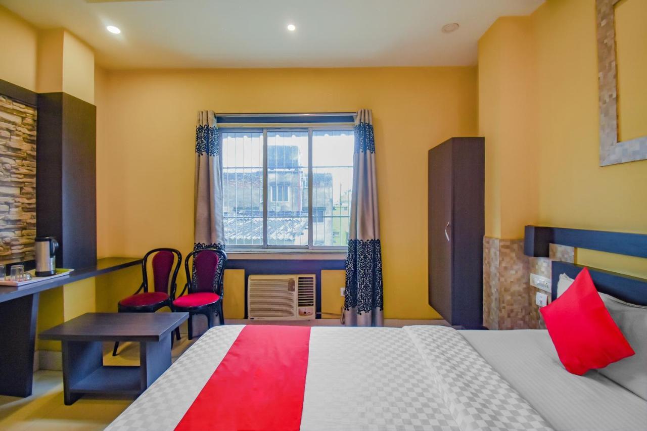 Oyo 1851 Hotel Sefali Deluxe Kolkata Luaran gambar